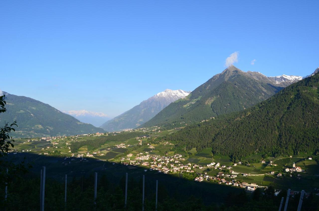 Zimmervermietung Groeberhof Schenna Luaran gambar